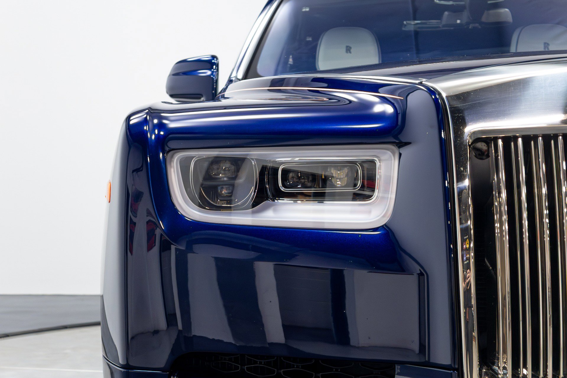 Used 2021 Rolls-Royce Phantom Sedan RWD image 69