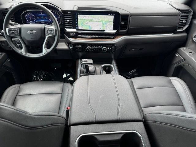 Used 2024 Chevrolet Silverado 1500 LT Trail Boss w/ Convenience Package II AWD/4WD image 11