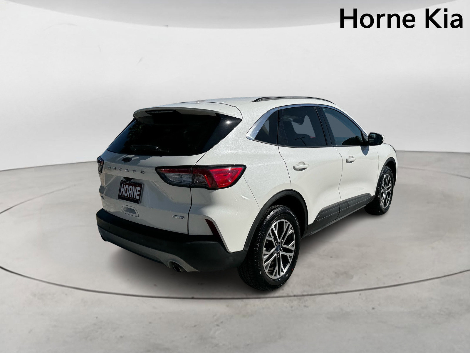 Used 2020 Ford Escape SEL image 4