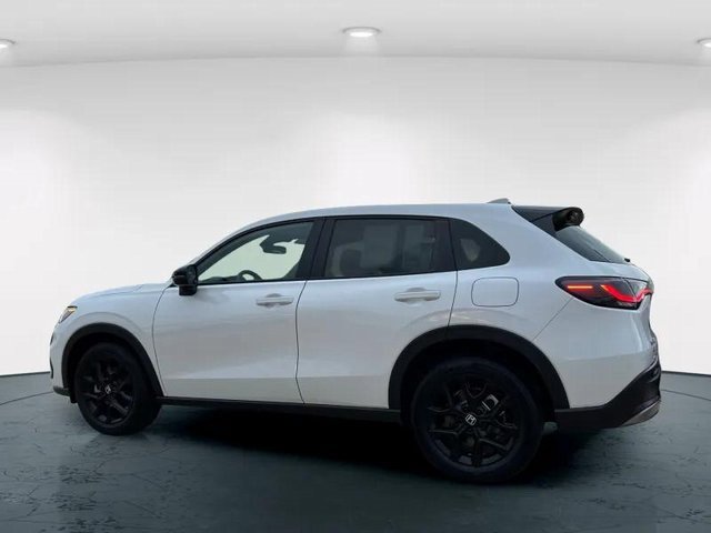 Certified 2025 Honda HR-V Sport image 5