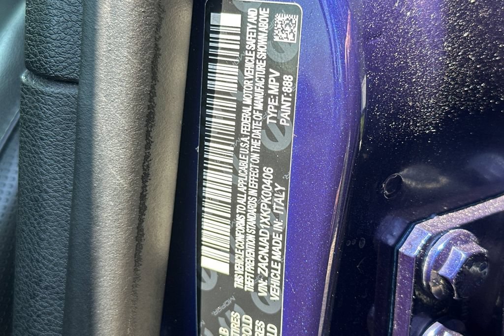 Used 2019 Jeep Renegade Limited w/ UConnect 8.4 Nav Group FWD image 31