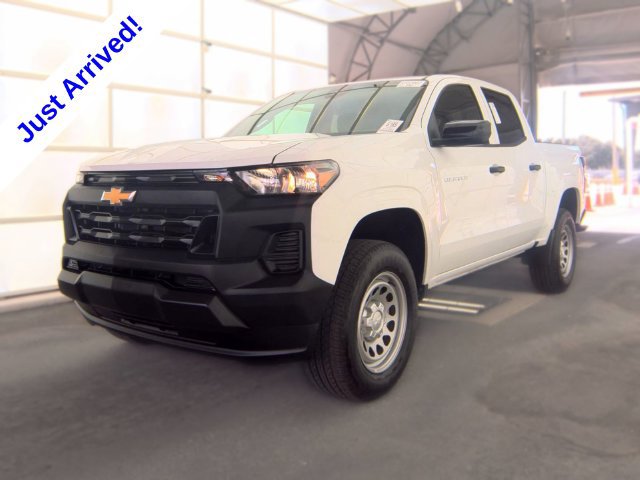Used 2024 Chevrolet Colorado W/T w/ Safety Package