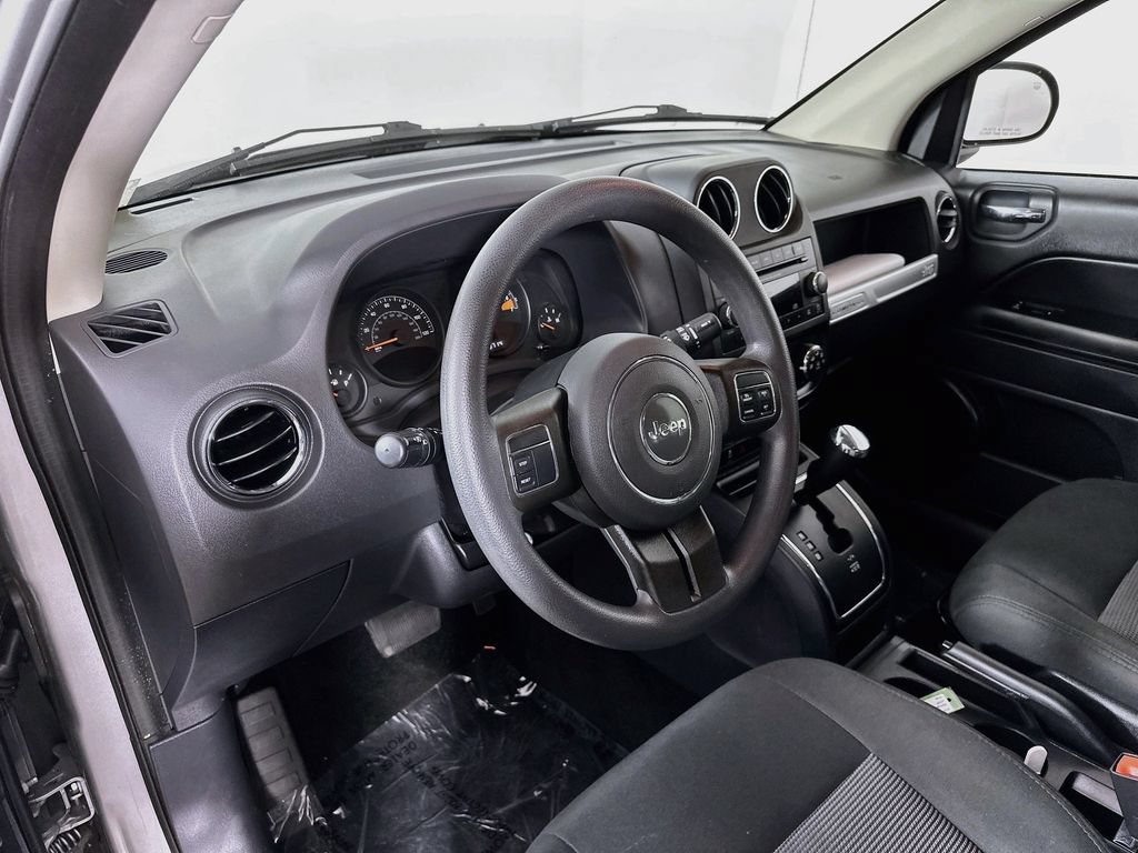 Used 2015 Jeep Compass Sport w/ Power Value Group AWD/4WD image 14