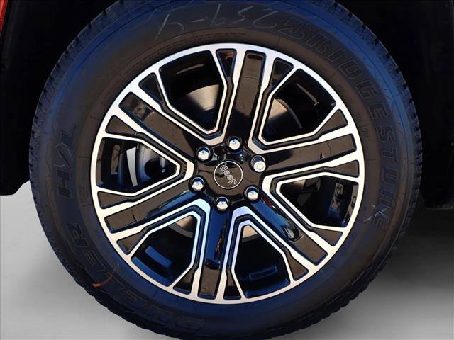 New 2026 Jeep Grand Wagoneer 4WD w/ Premium Group I image 7