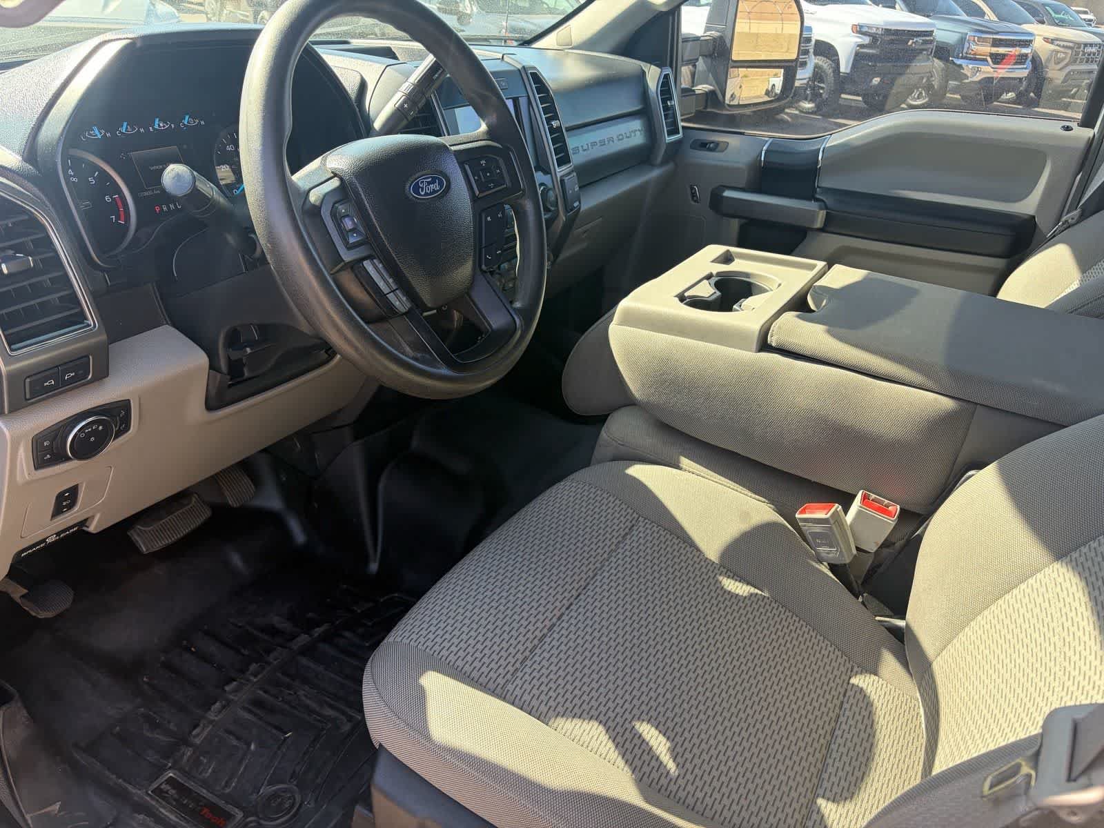 Used 2018 Ford F250 XLT w/ XLT Value Package AWD/4WD image 9
