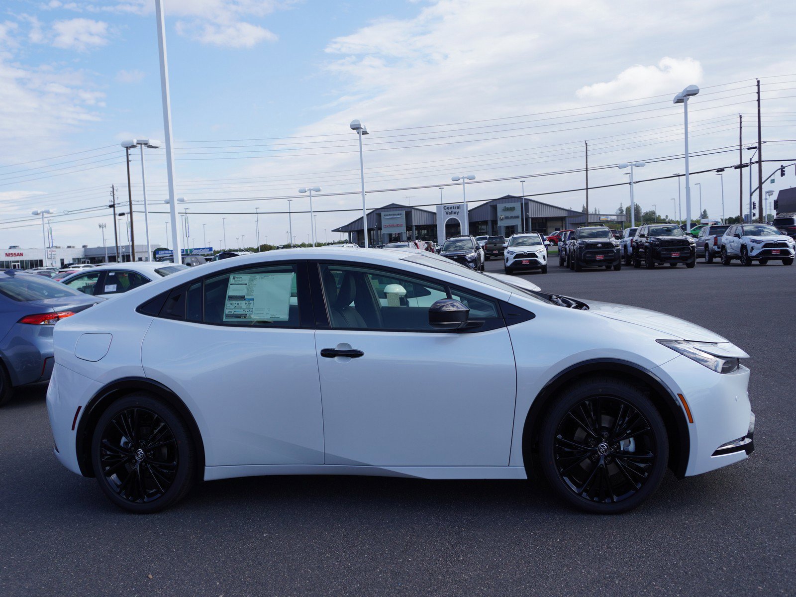 New 2026 Toyota Prius Plug-In Hybrid image 3