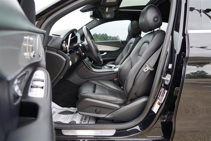 Used 2019 Mercedes-Benz GLC 300 4MATIC Coupe image 48