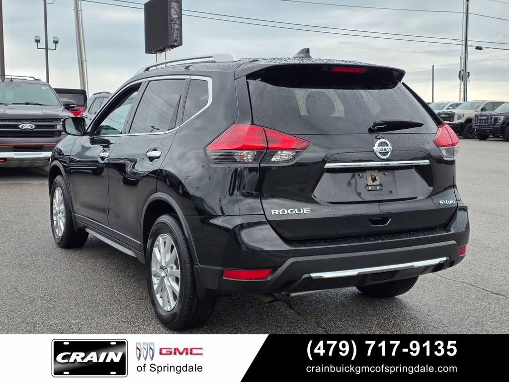 Used 2017 Nissan Rogue SV AWD/4WD image 5