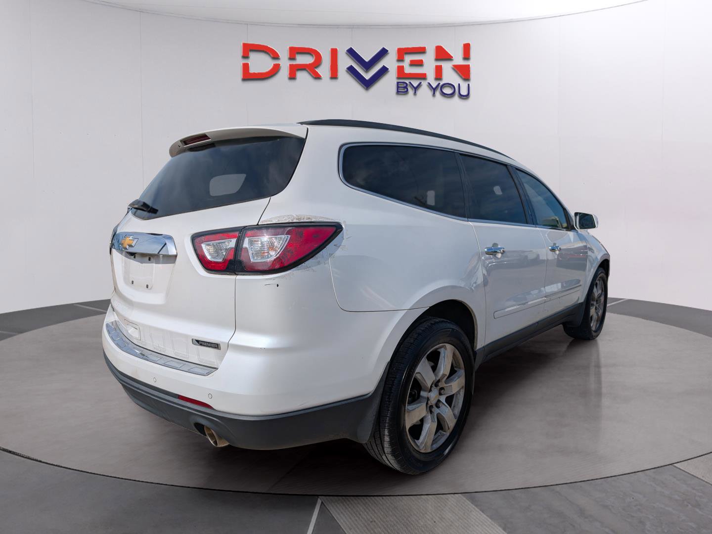 Used 2017 Chevrolet Traverse Premier image 5