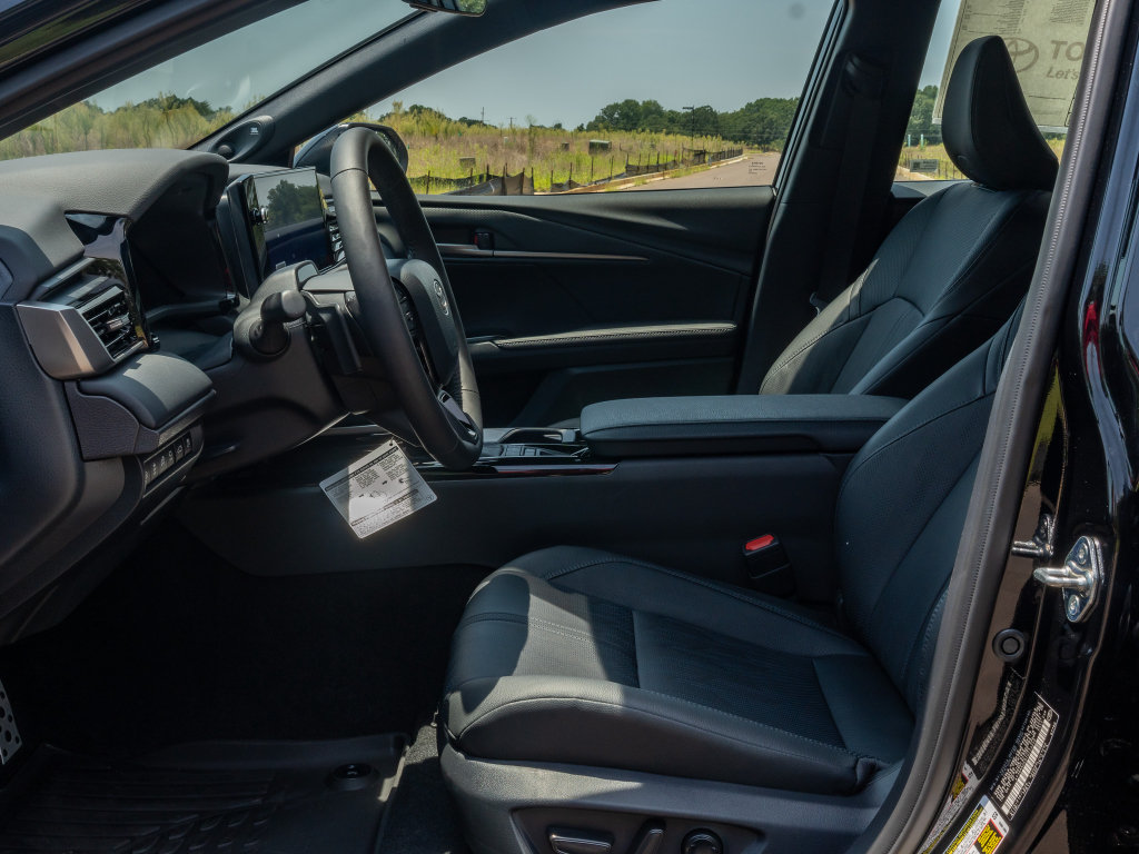 New 2026 Toyota Camry XSE w/ Premium Plus Package FWD image 11