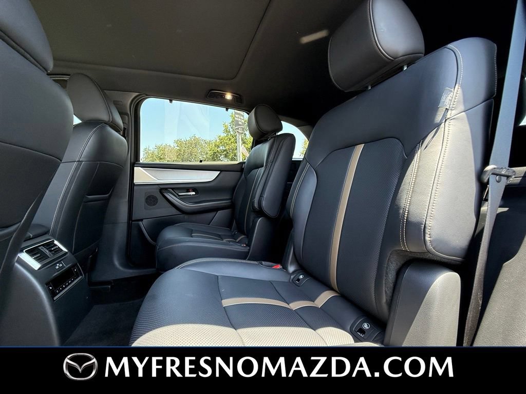 Certified 2024 MAZDA CX-90 Plug-In Hybrid w/ Premium Plus AWD/4WD image 39