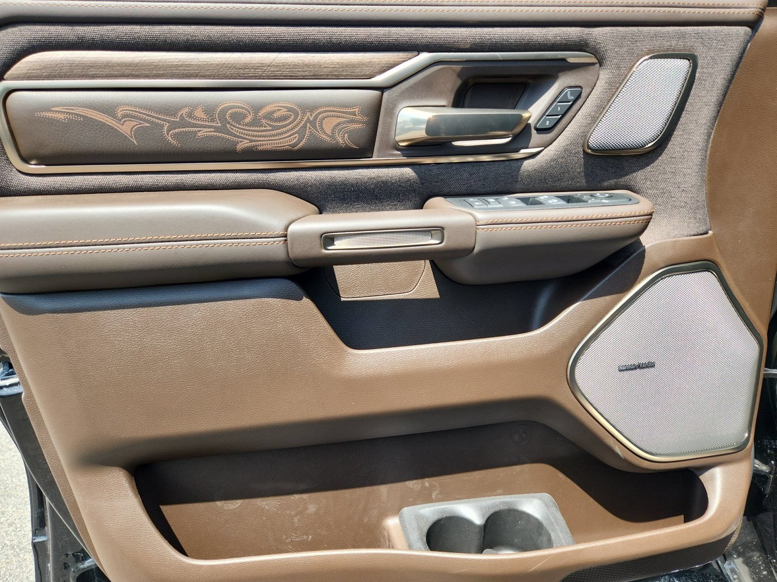 New 2026 RAM 1500 Limited AWD/4WD image 19