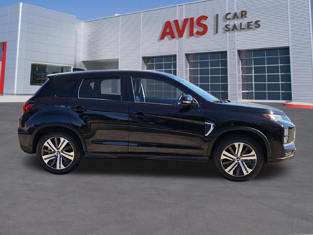 Used 2025 Mitsubishi Outlander Sport SE AWD/4WD image 4