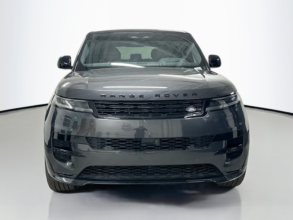 Used 2026 Land Rover Range Rover Sport Dynamic SE AWD/4WD image 6