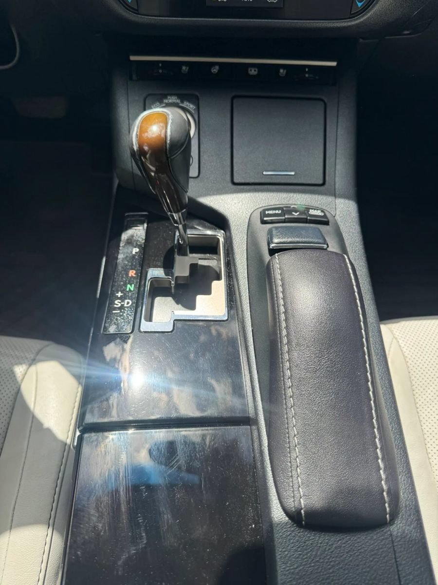Used 2014 Lexus ES 350 w/ Luxury Package FWD image 15