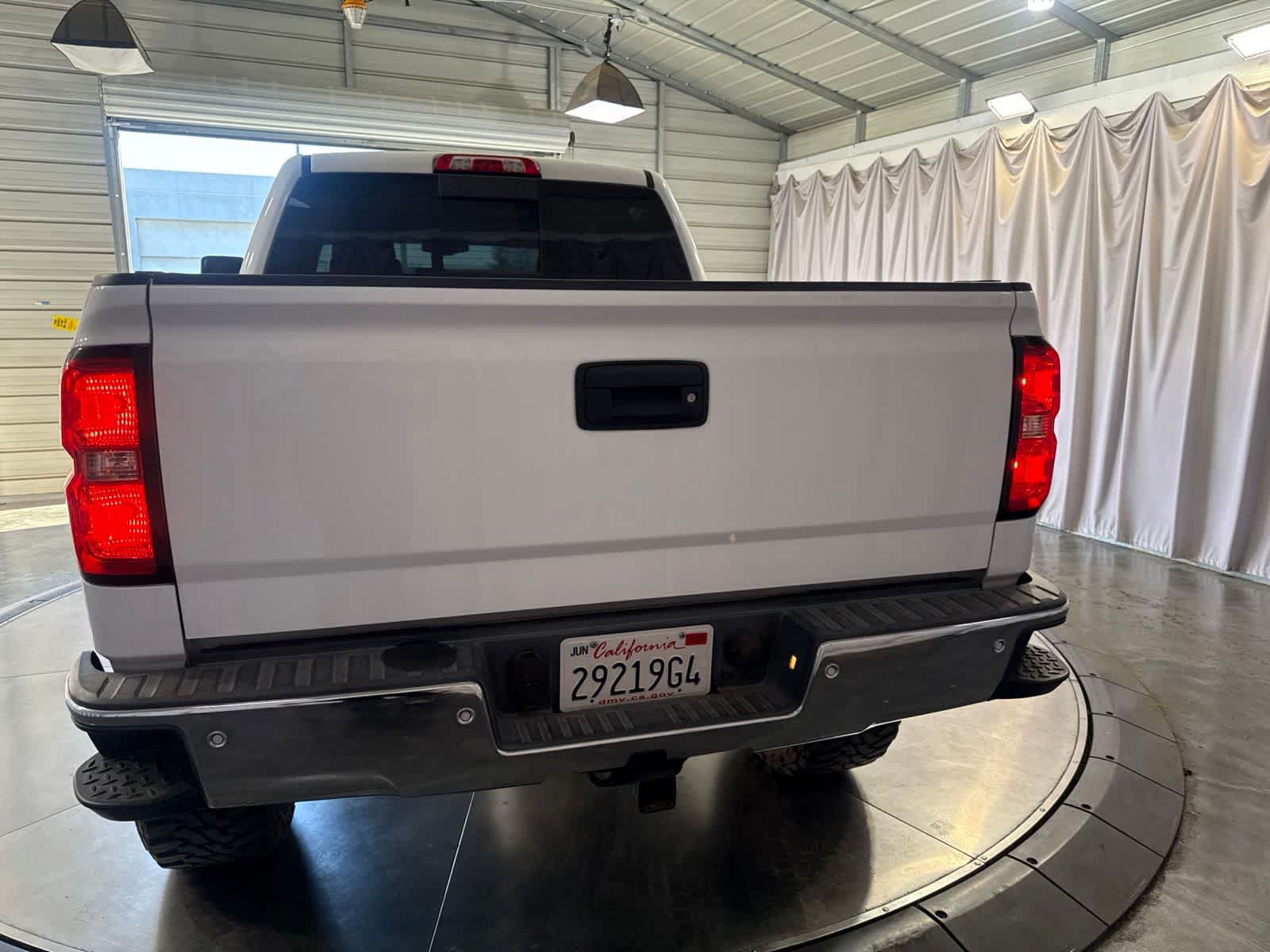Used 2018 Chevrolet Silverado 1500 LT w/ Max Trailering Package AWD/4WD image 6