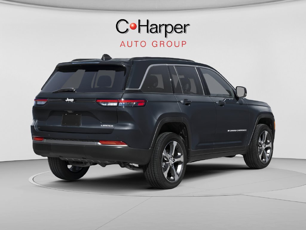 New 2027 Jeep Grand Cherokee Altitude AWD/4WD image 2
