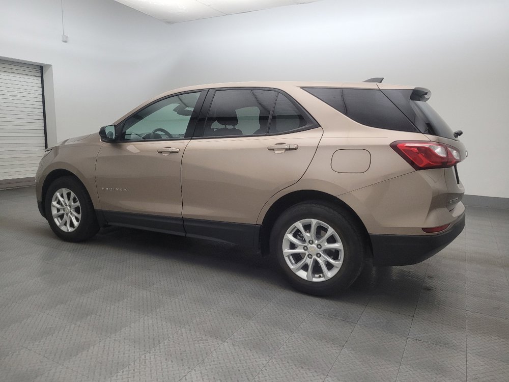 Used 2019 Chevrolet Equinox LS w/ LS Convenience Package image 3
