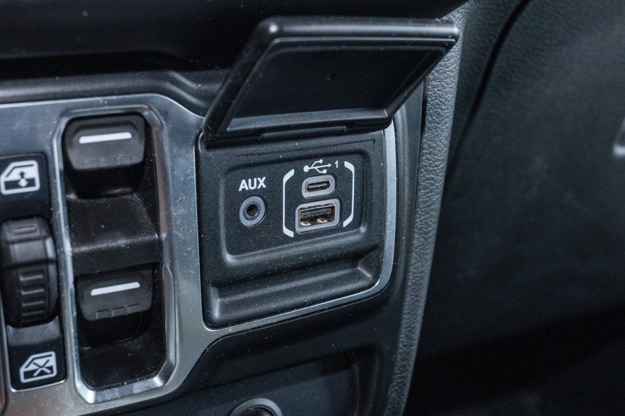 Used 2023 Jeep Gladiator Sport AWD/4WD image 51