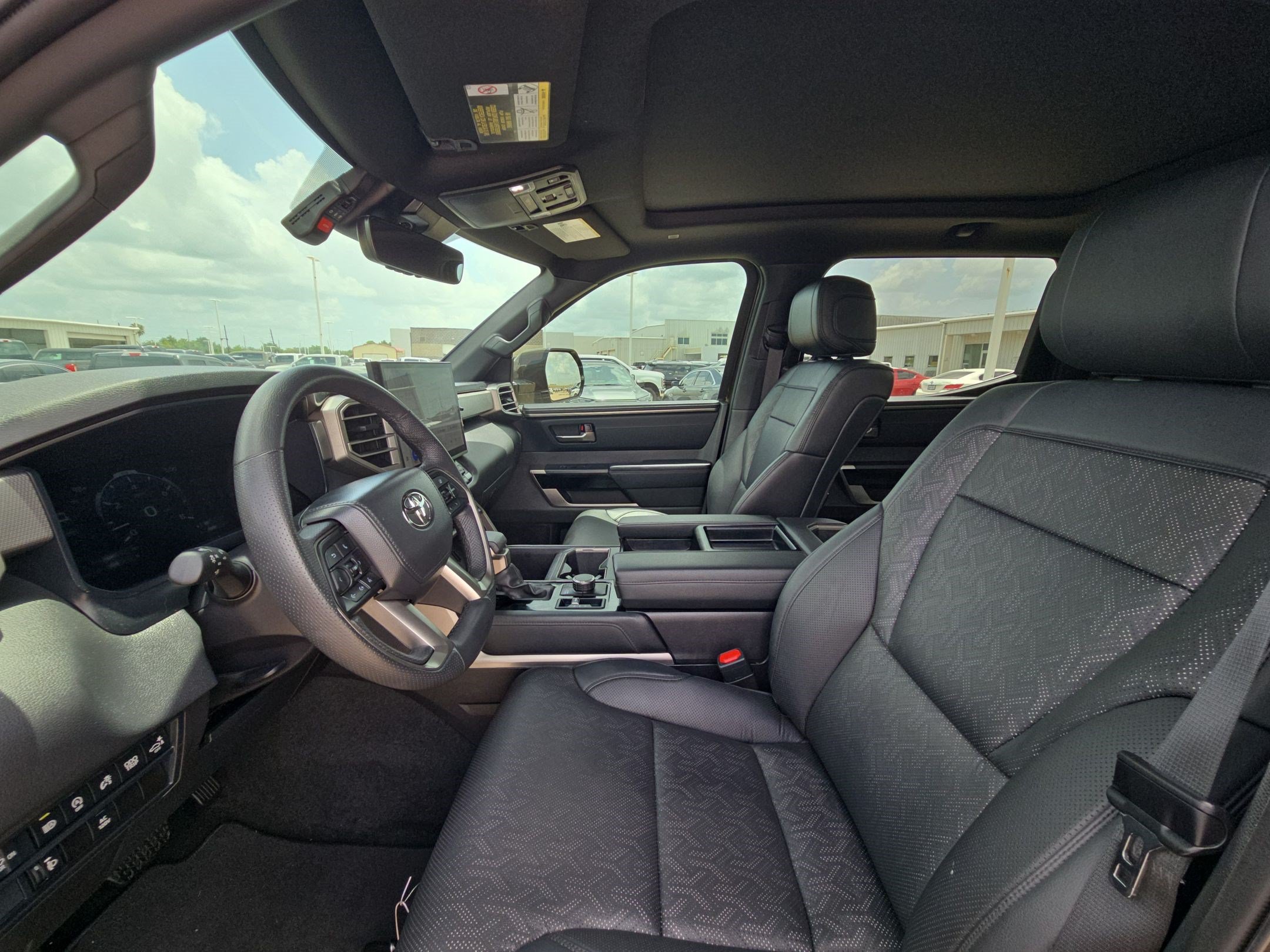 Used 2025 Toyota Tundra Limited w/ Power Package AWD/4WD image 17