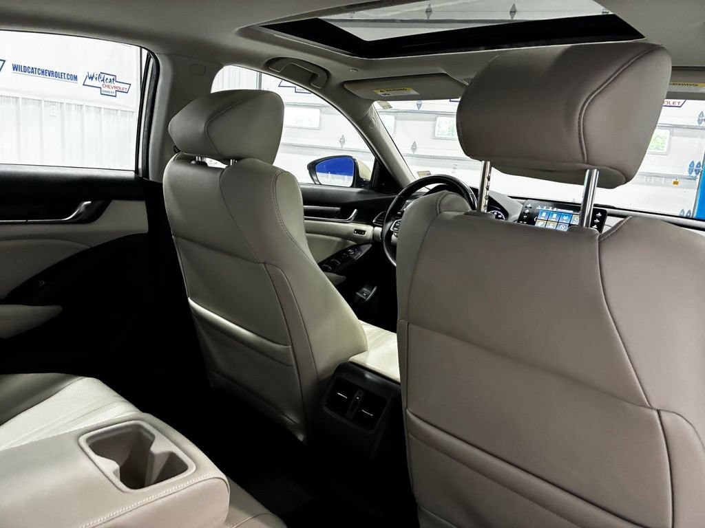 Used 2019 Honda Accord EX-L image 37