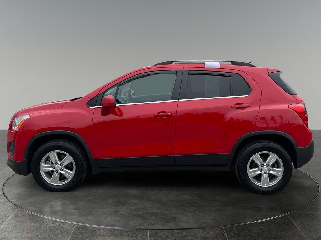 Used 2015 Chevrolet Trax LT w/ LT Sun and Sound Package AWD/4WD image 5