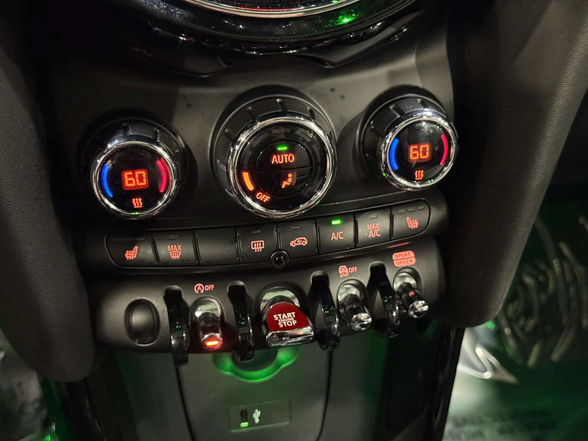 Used 2019 MINI Cooper S w/ Signature Upholstery Package FWD image 35