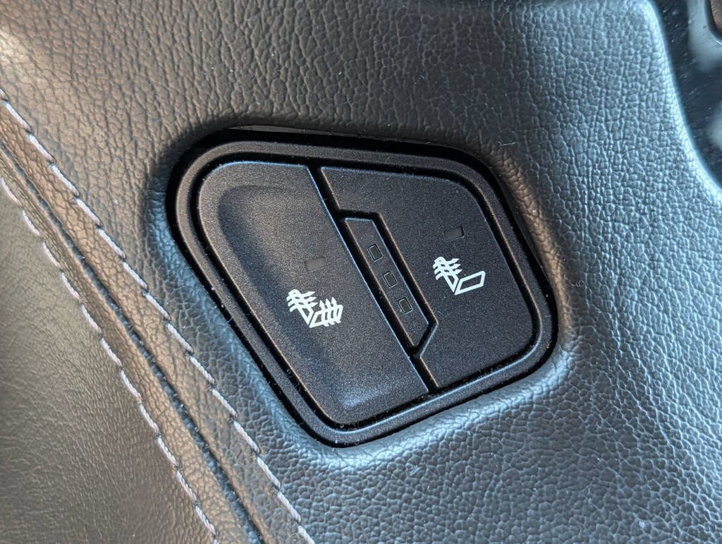 Used 2018 Chevrolet Tahoe LT AWD/4WD image 26