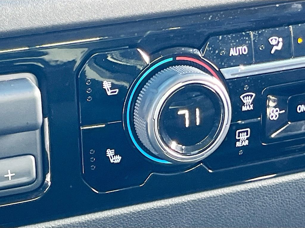 Used 2022 Chevrolet Silverado 1500 LT w/ All Star Edition Plus image 20