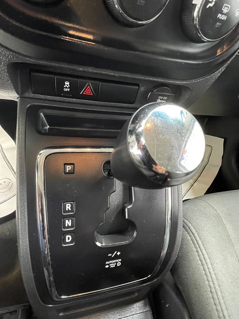 Used 2016 Jeep Compass Sport w/ Power Value Group AWD/4WD image 17