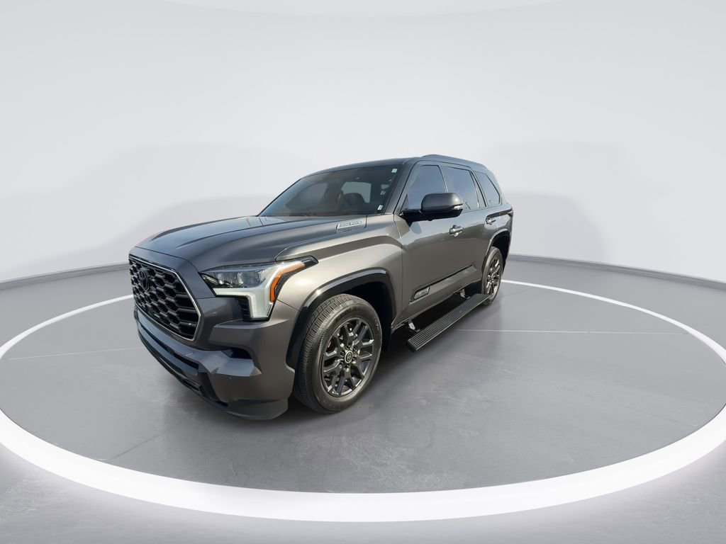 Used 2024 Toyota Sequoia Platinum AWD/4WD image 4