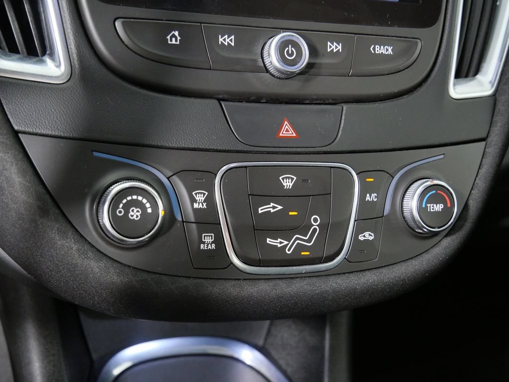 Used 2016 Chevrolet Malibu LT w/ Driver Confidence Package FWD image 29
