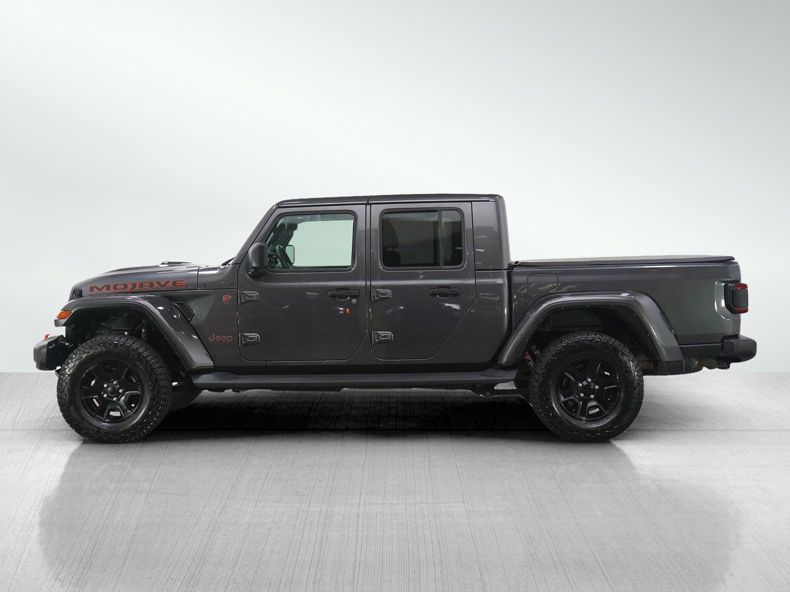 Used 2021 Jeep Gladiator Mojave image 2