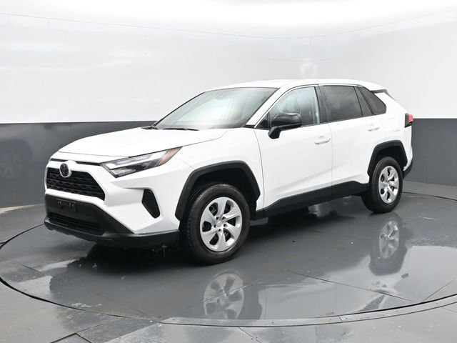 Used 2024 Toyota RAV4 LE image 1