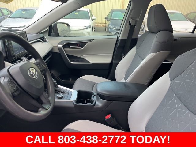 Used 2022 Toyota RAV4 XLE w/ Convenience Package AWD/4WD image 9