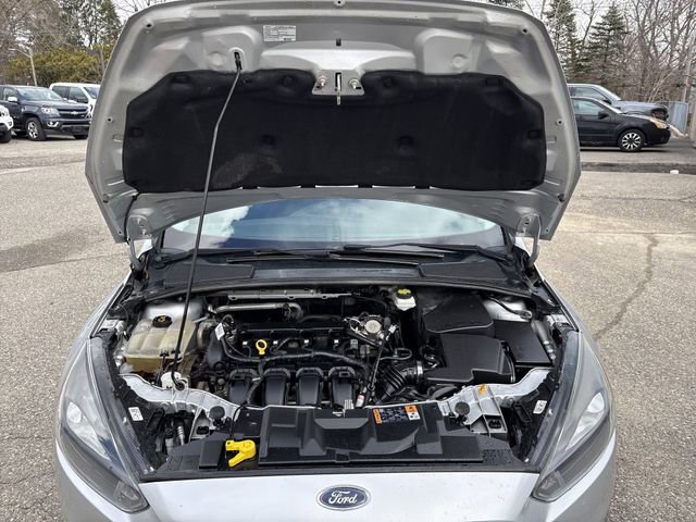 Used 2018 Ford Focus SEL w/ Cold Weather Package FWD image 19