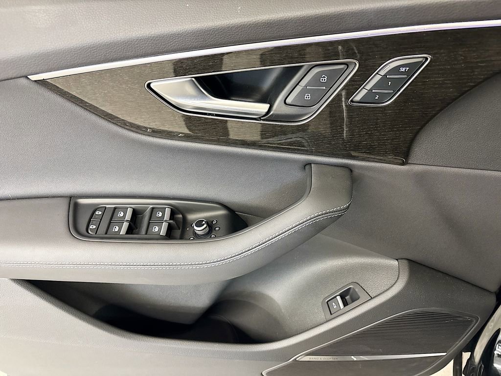 Certified 2025 Audi Q7 3.0T Premium Plus w/ Premium Plus Package image 21