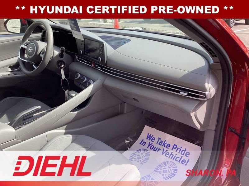 Certified 2023 Hyundai Elantra SE FWD image 13