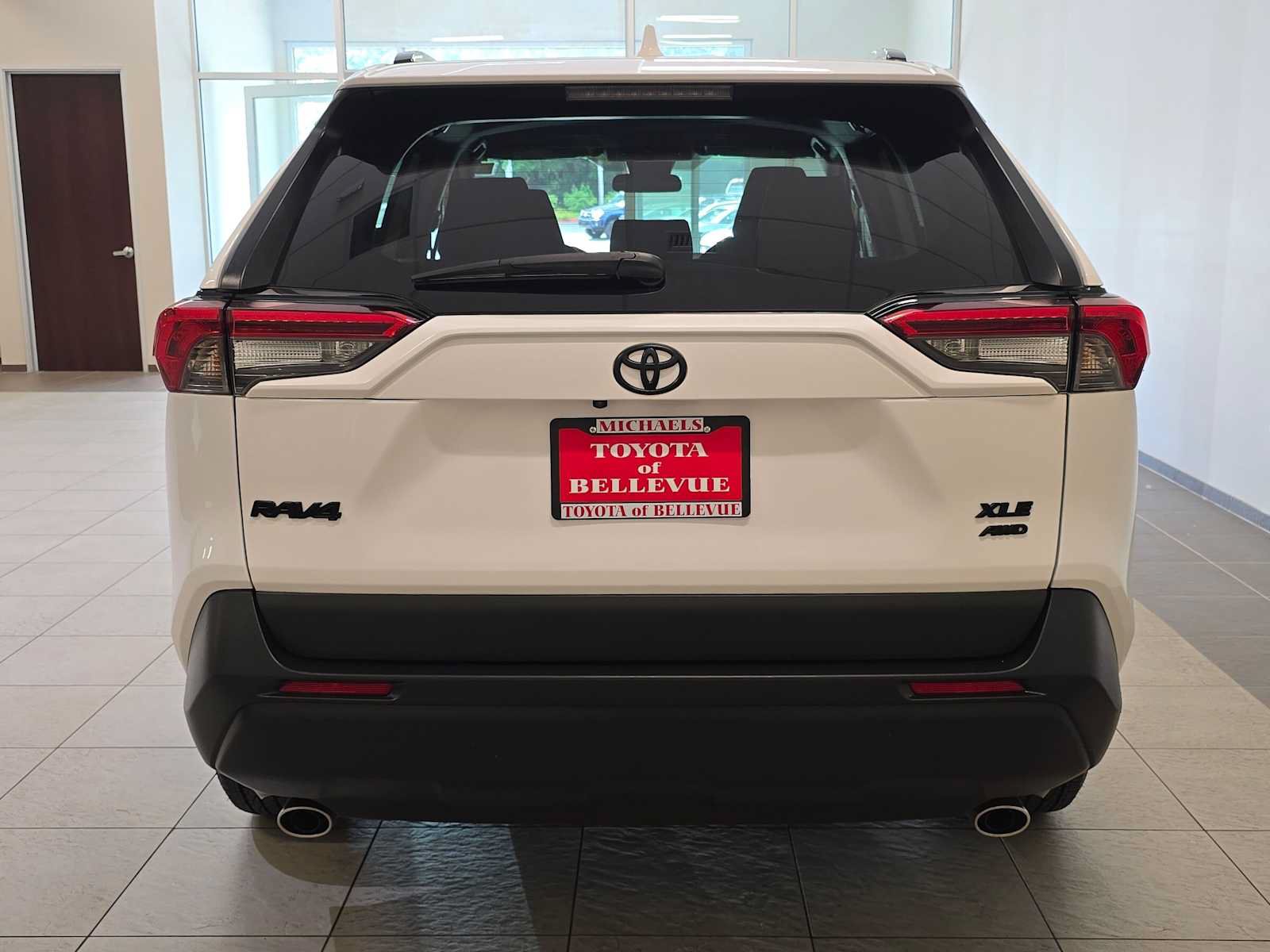 Certified 2023 Toyota RAV4 XLE AWD/4WD image 5