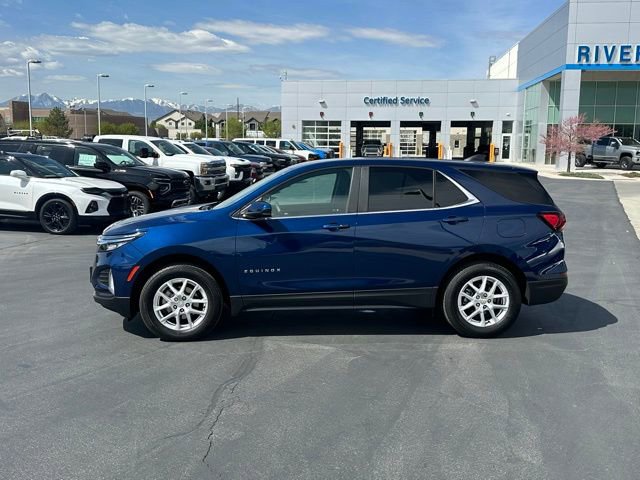 Used 2022 Chevrolet Equinox LT w/ LPO, Cargo Package AWD/4WD image 19