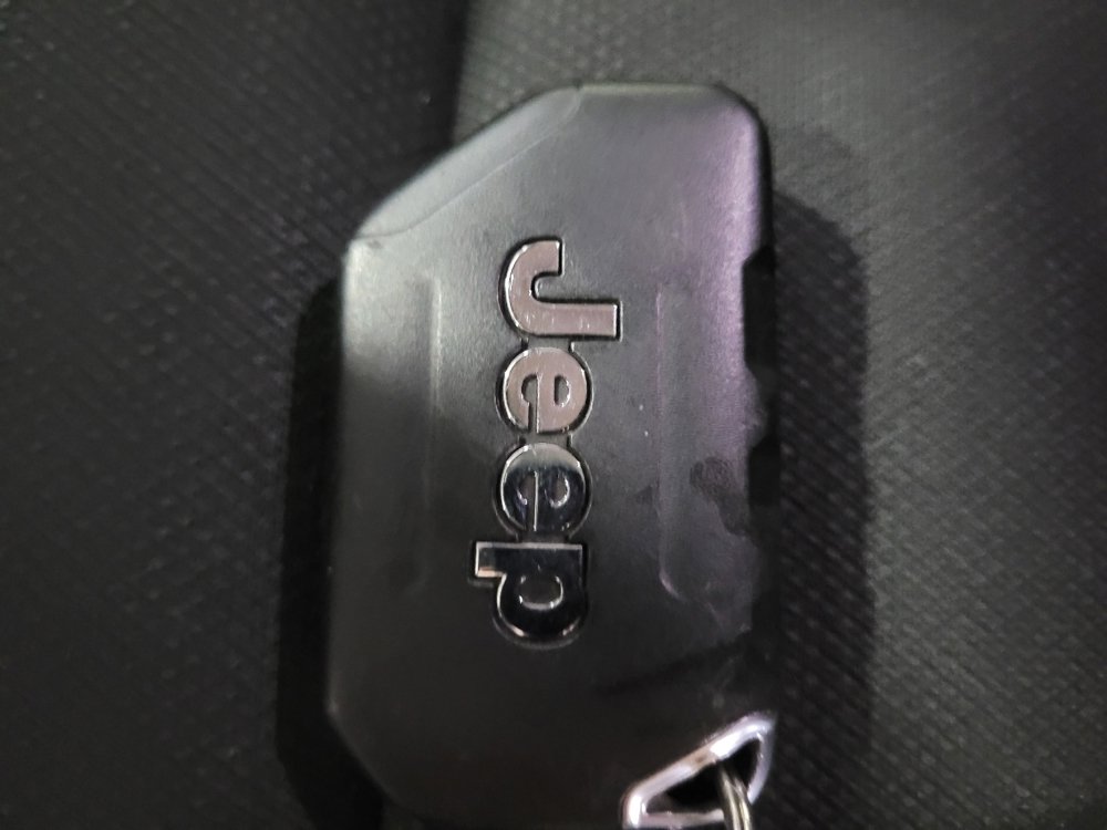 Used 2018 Jeep Wrangler Sport AWD/4WD image 32