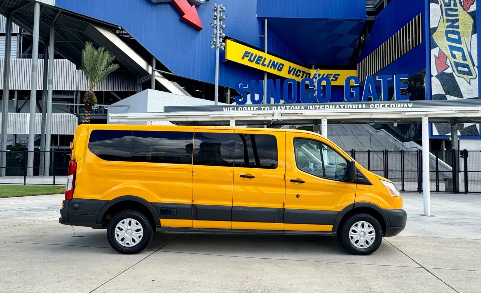 Used 2017 Ford Transit 250 Low Roof w/ Exterior Upgrade Package image 5