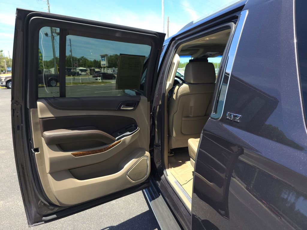 Used 2016 Chevrolet Suburban LTZ AWD/4WD image 10
