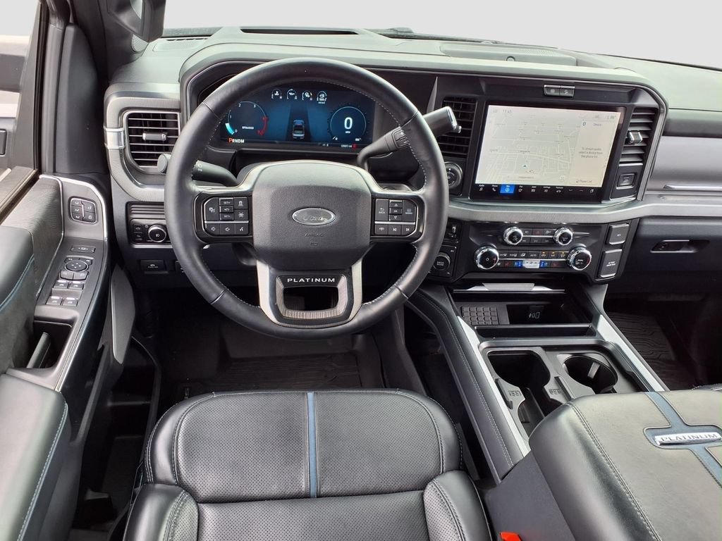 New 2025 Ford F250 Platinum w/ FX4 Off-Road Package AWD/4WD image 9