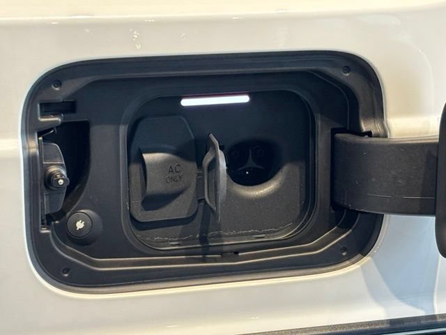 New 2027 Mercedes-Benz G 580 e image 45
