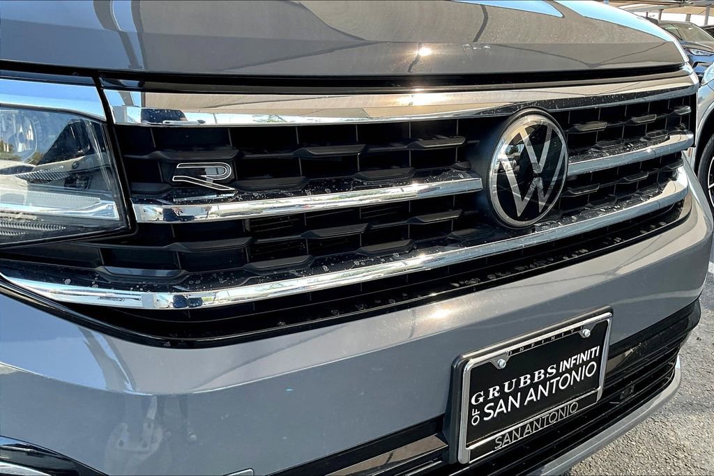 Used 2021 Volkswagen Atlas Cross Sport SEL R-Line image 39