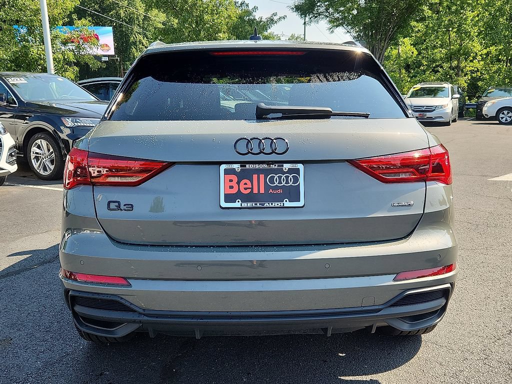Certified 2024 Audi Q3 2.0T Premium Plus w/ Premium Plus Package AWD/4WD image 11