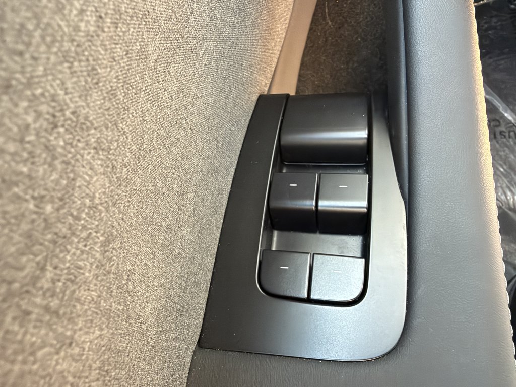Used 2025 Tesla Model 3 Long Range RWD image 33