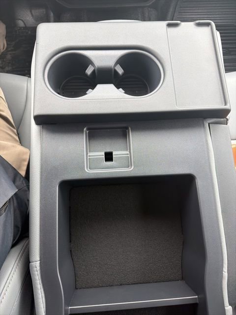 New 2026 Ford F250 XL w/ XL Chrome Package image 34