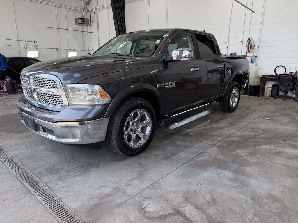 Used 2017 RAM 1500 Laramie AWD/4WD image 28